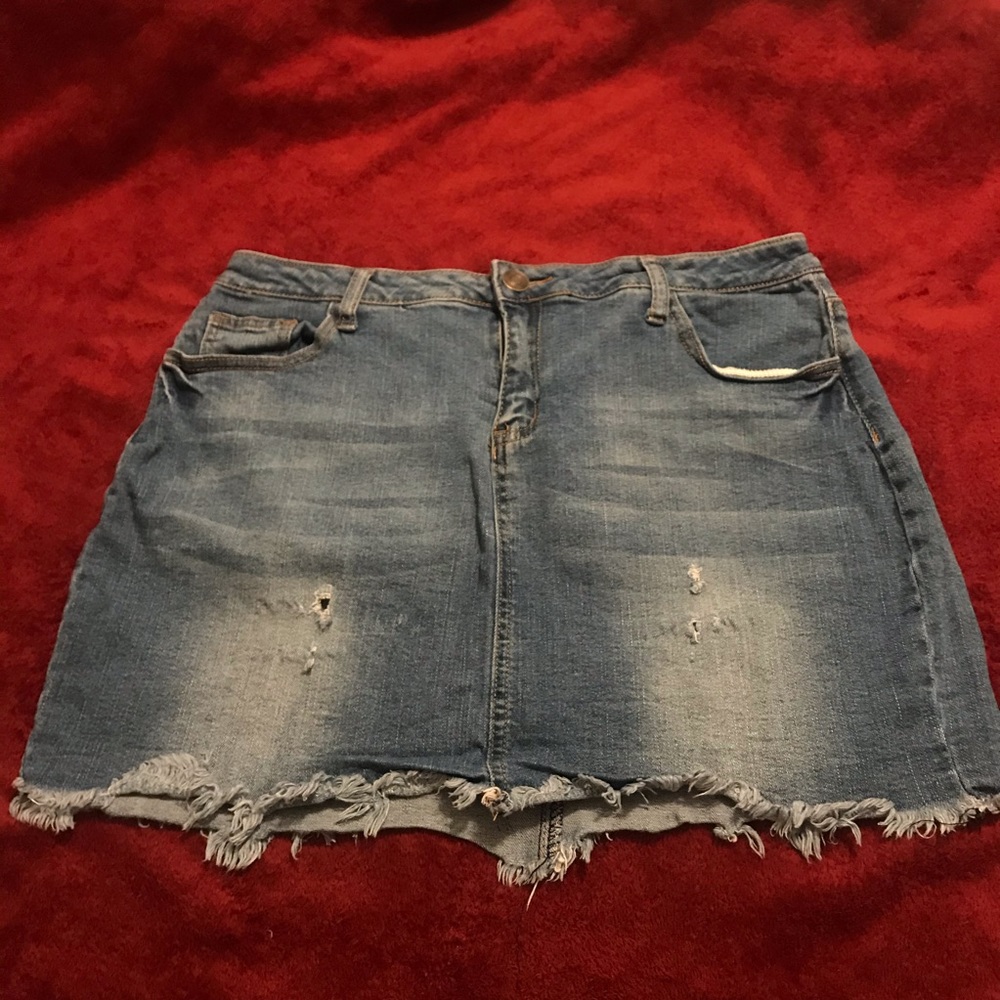 (#029) Rue 21 Distressed Denim Mini Skirt Sz Extra Large
